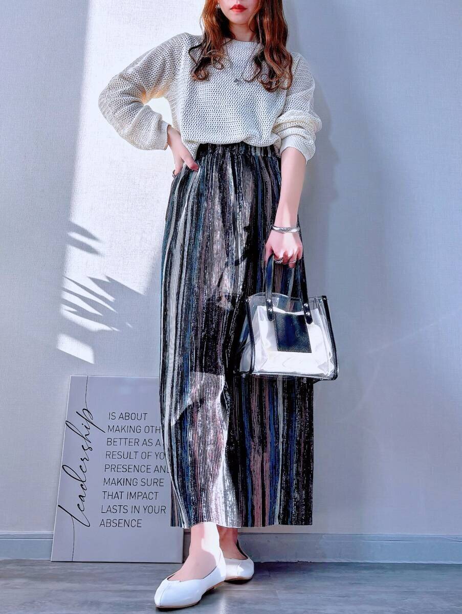 透けすぎないから毎日着たくなる♡低身長さんが脚長に見えるユニクロニットの着こなし術