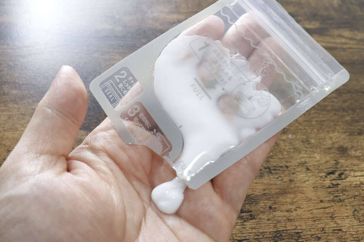 感謝しかない！「ぶっちゃけアイロン出すのすら面倒…」時間も手間も省ける100均の詰め替え袋