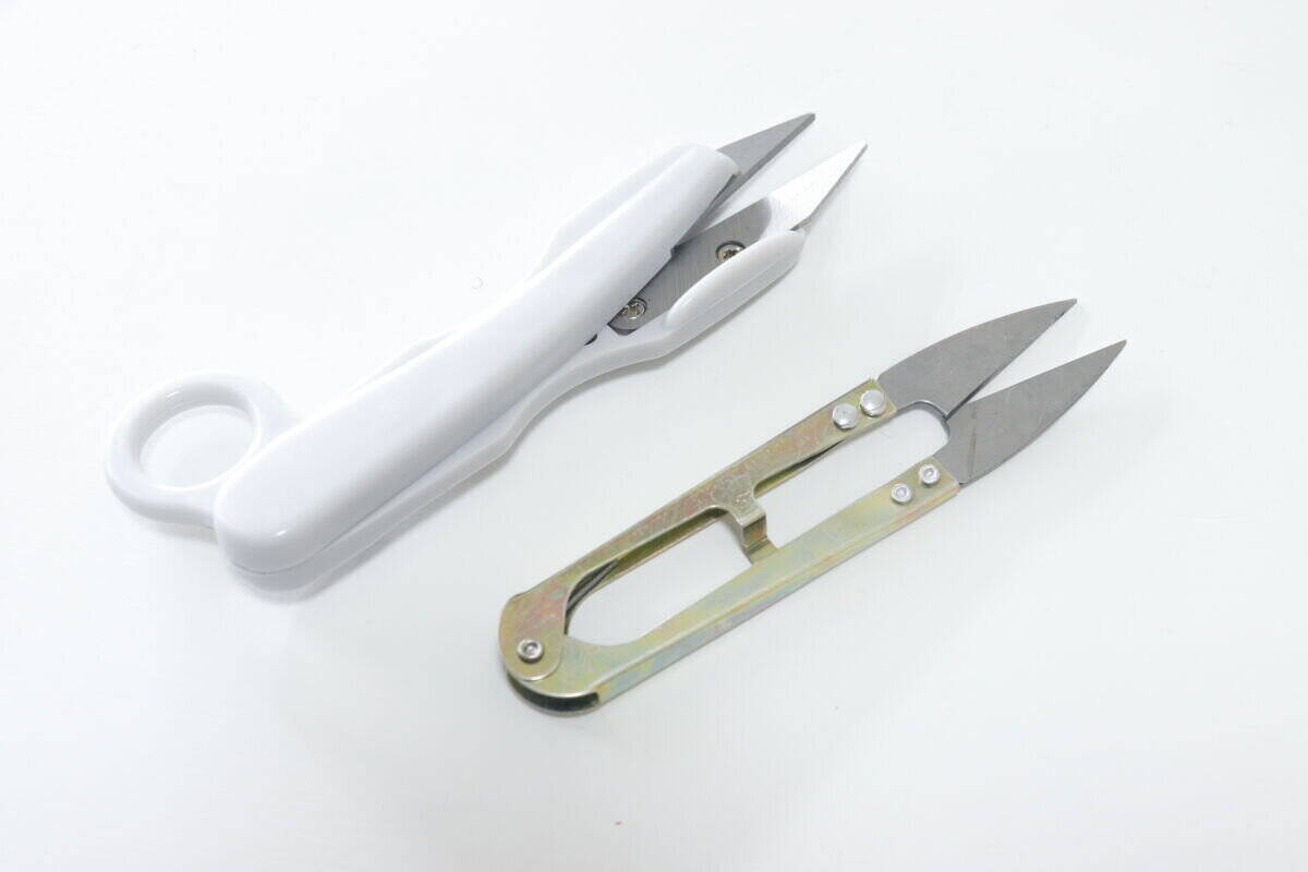 100均で珍しいタイプを発見！「よくあるやつは手が疲れる…」楽に使える手芸グッズ