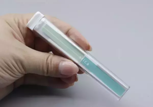 “ほっそい”やつ指名買い！ペンケースやポーチにすっぽり！スリムで便利な100均文具
