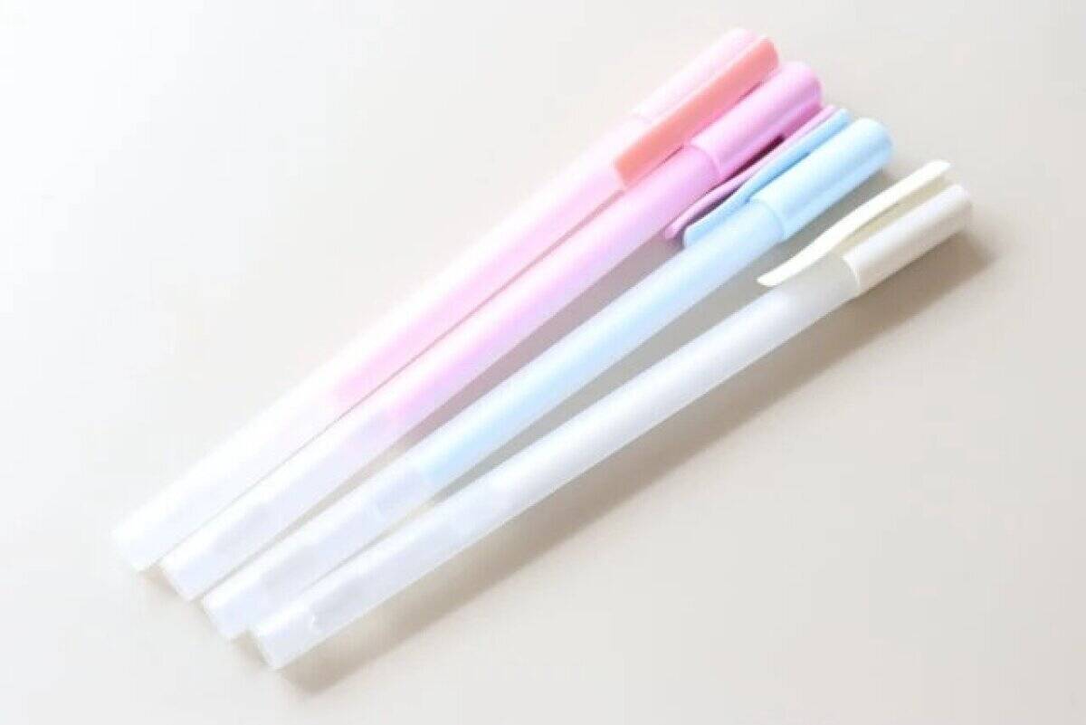 “ほっそい”やつ指名買い！ペンケースやポーチにすっぽり！スリムで便利な100均文具