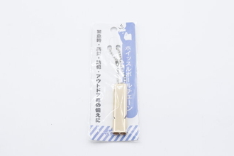 セリアでこんなお洒落なの売ってるんだ！もしもの時にあると役立つキーホルダー