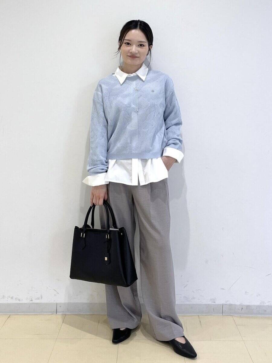 「ブルーニット」1枚あるだけで春コーデがぐっとおしゃれになる♡大人女子のお手本5style