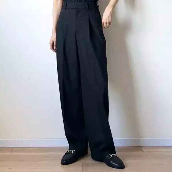 ユニクロのパンツ…マジで優秀だわ…ハンパな季節に頼りになります！名品パンツで秋コーデ