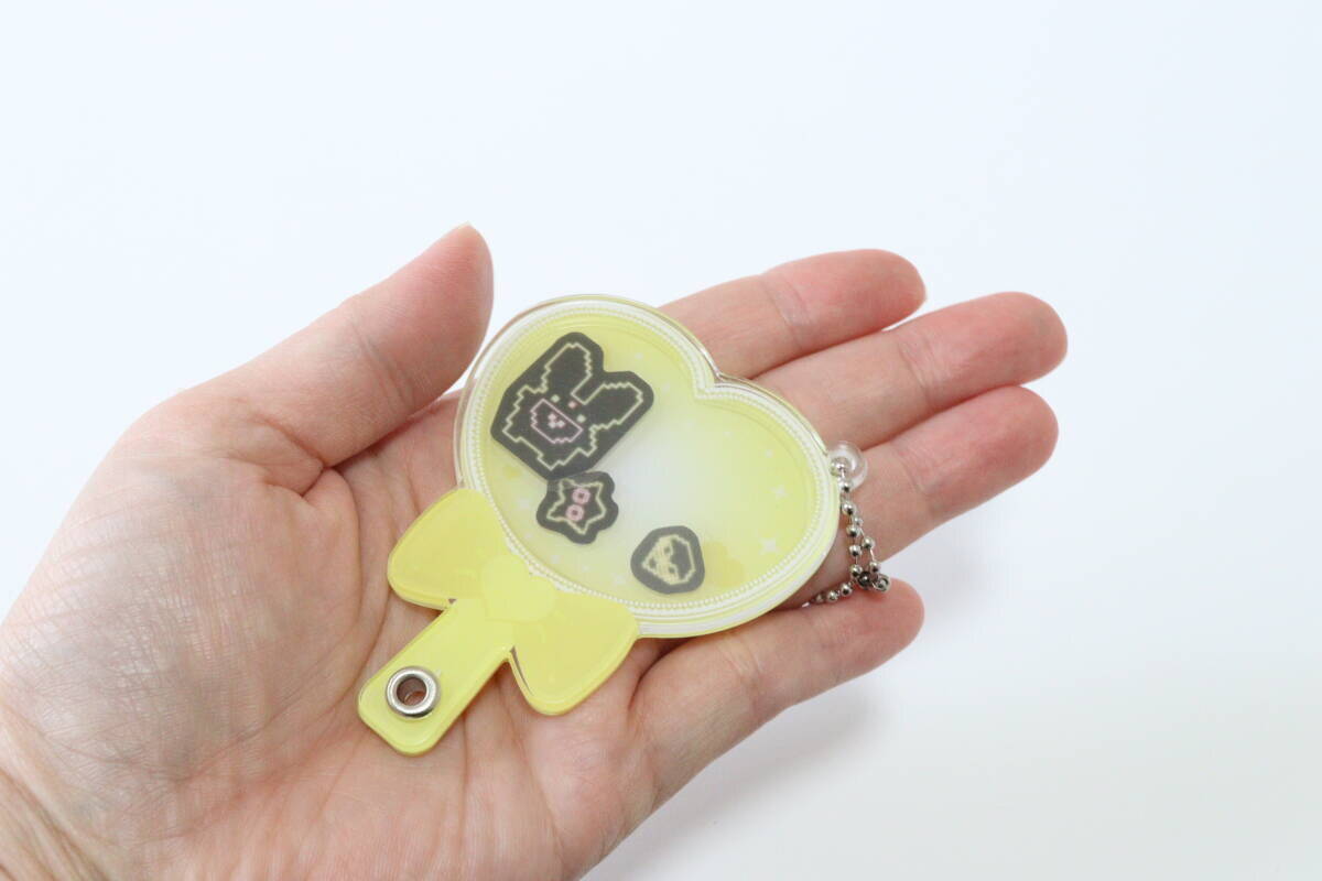 いいの見つけちゃった！写真じゃないモノを入れるとめっちゃ可愛い！100均フォトフレーム