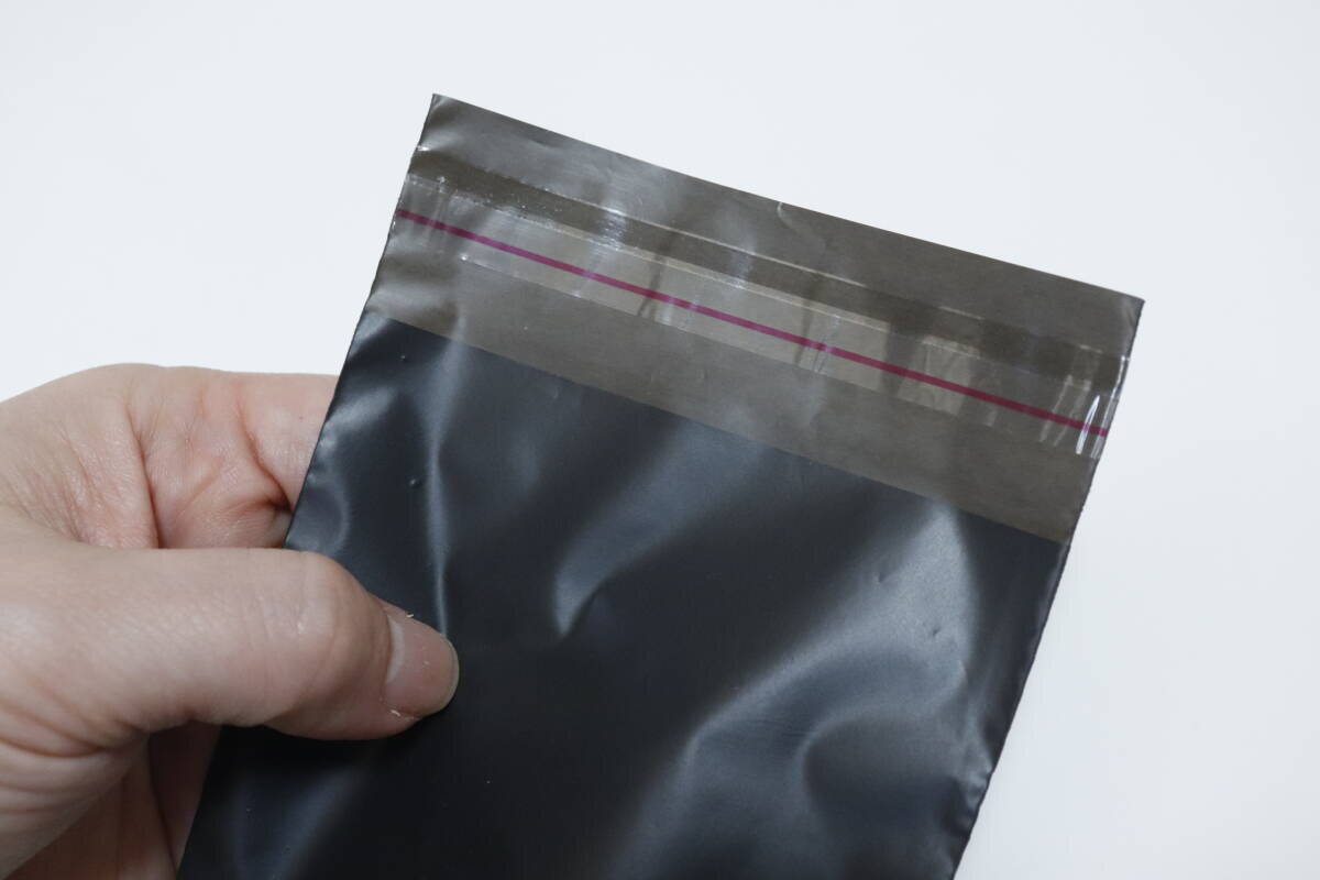 100均の真っ黒な袋が救世主！暑い季節のトイレの悩みを解消！中身もニオイも漏らさないグッズ