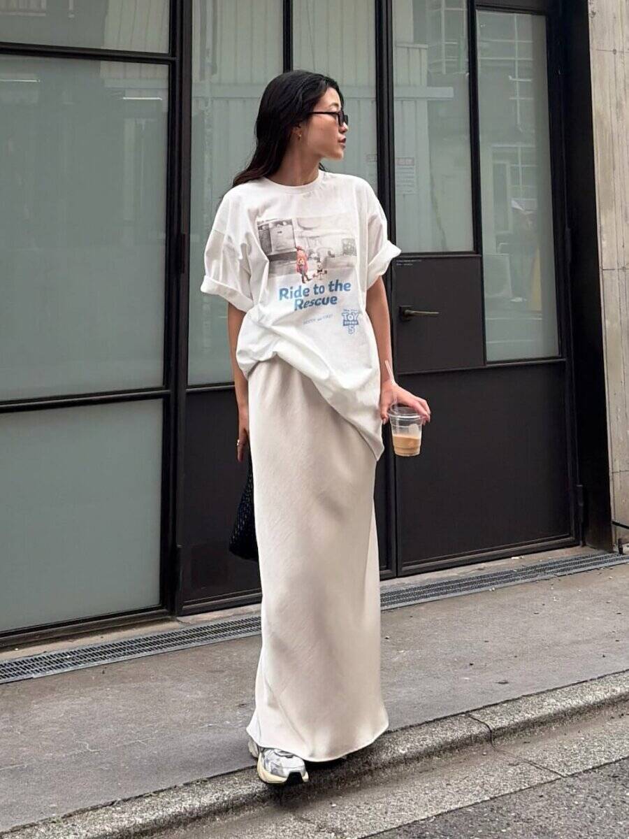 2026夏は「白ナロースカート」で脚長見え♡すらりとして今っぽい！垢抜けコーデ5style