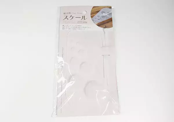 ぶっちゃけダイソーので充分かも…！専門店で買うしかないと思ってたスケール