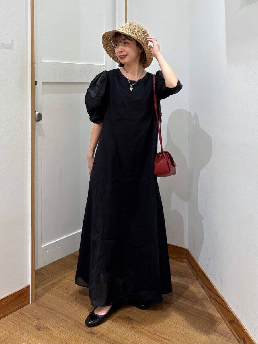 おしゃれに見えて体型カバーは絶対！なら、グローバルワークの黒チュニック＆ワンピ