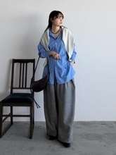 おしゃれな人はこの春「ブルーシャツ」を選んでる！おしゃれの幅が広がる！お手本コーデ5連発