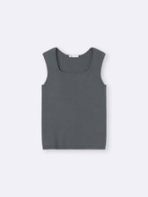 GUのグレーニットは1枚持っておくと絶対損しない！合わせるだけでおしゃれ度爆上がりだよ♡