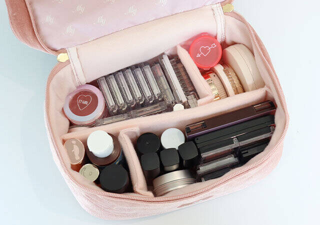 付録史上最高レベルのクオリティ！？可愛くて大容量で高機能ってすごい♡超優秀なバニティポーチ