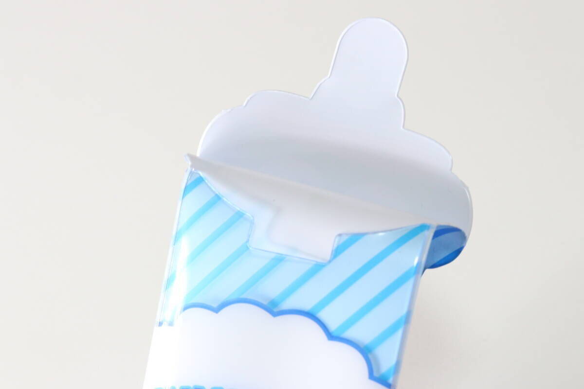 100均のこれ可愛いだけじゃなかった！「この形が秀逸なのよ！」小物を賢く持ち運べるケース