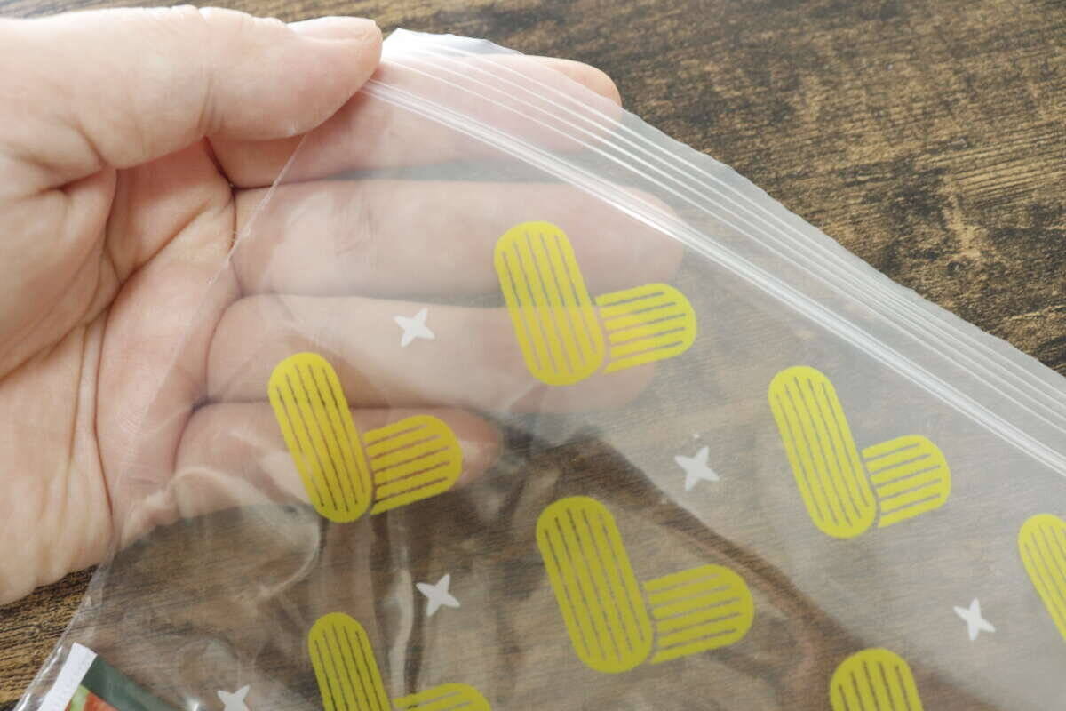 この柄はもしや…？！見つけた瞬間カゴ行き！存在が知られたら即売切れそうな100均の袋