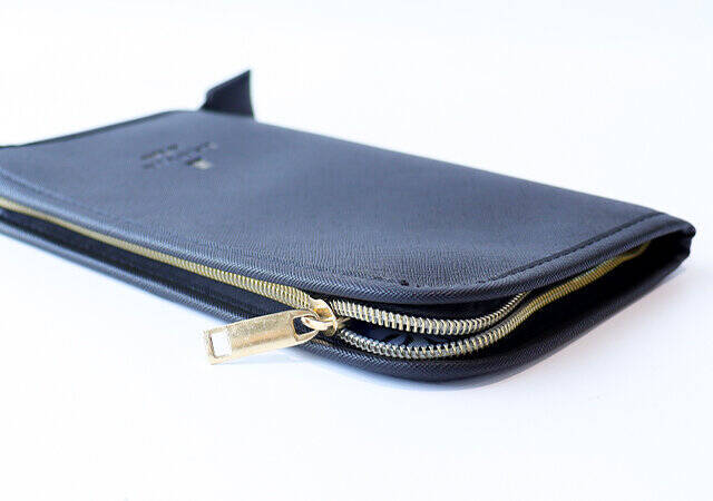 SPRiNG6月号の付録は「お仕事」にも「推し事」にも大活躍？！人気ブランドのマルチケース