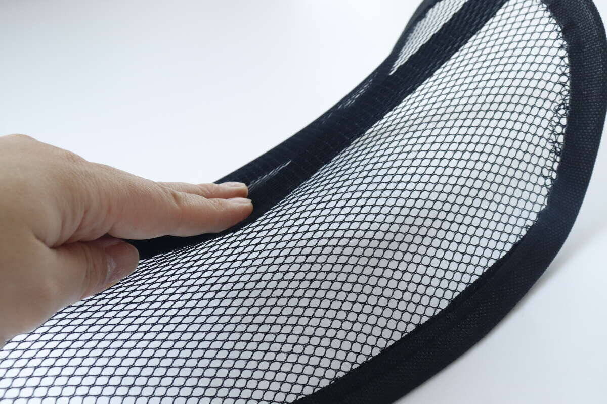 100均のこれに助けられた～！取り付け簡単で姿勢をサポート！ドライブの快適度が増す車用品