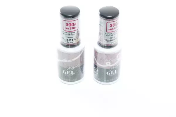 100均からしれっと出てる！300円で“うるちゅる美爪”が完成！専門店も号泣の本格ネイル