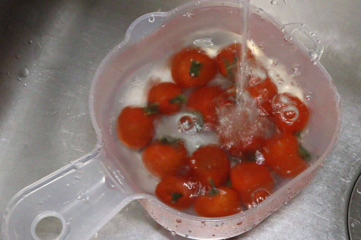 100均で何気なく買ったザル「なんだこの邪魔な突起…」と思ったらそういうこと？！