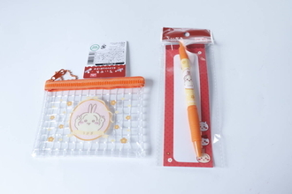100円で良いんですか？大人買いしたくなる可愛さ！売り切れ必至のキャラグッズ