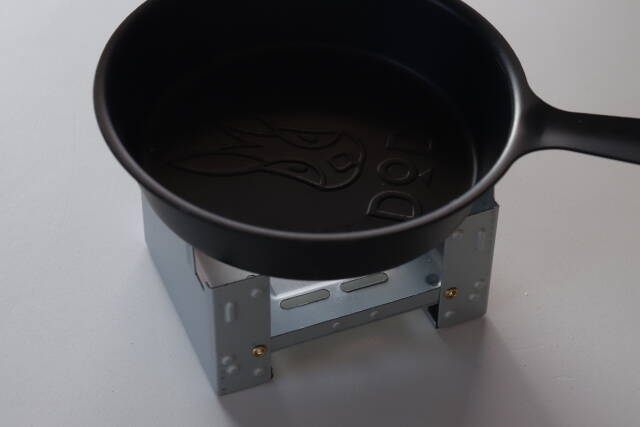 セリアがついにやってくれた…！もう価格崩壊レベルだよ♡文句なしの本格アウトドアグッズ