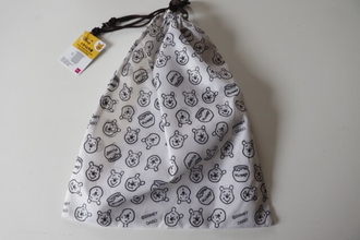 ダイソーでラス1もわかるわ～！結局使えるのってこういうの♡大人も使いやすいディズニー巾着