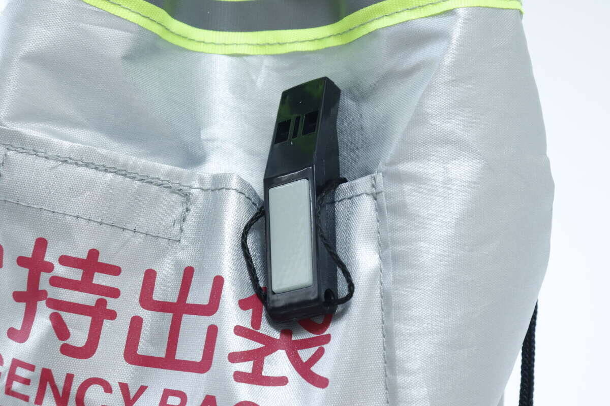 100均商品とは思えん…「専門機関の監修だと？！」100円なのに高スぺな防災グッズ