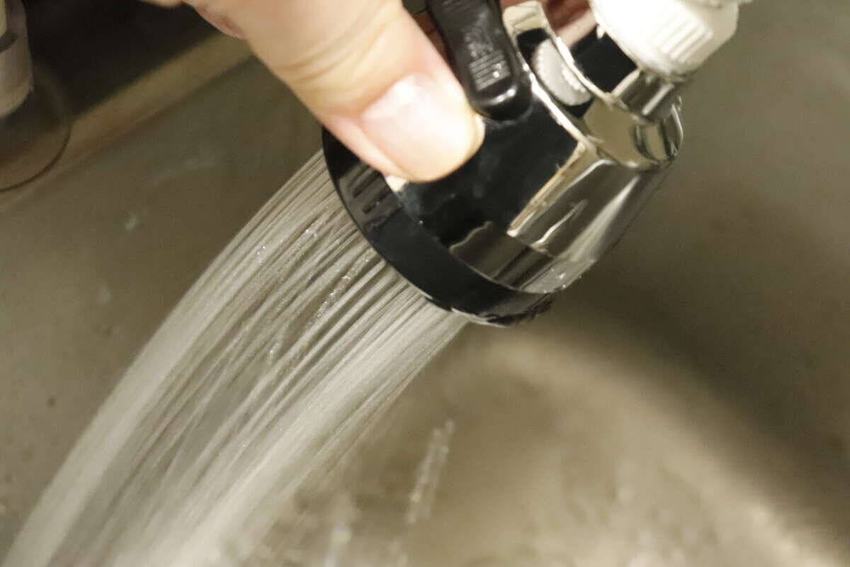 100均で見つけて「コレだ…！」って叫んだ！蛇口の悩みを解消できる！お値段以上な便利グッズ