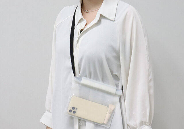 セリアさん…この夏お世話になります♡ありそうでなかった“横”タイプ！何かと使えるポーチ