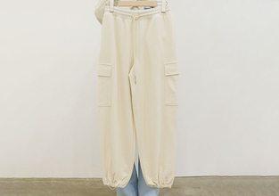 ユニクロ12月の新作はパンツに注目！発売前から話題♡売り切れ間違いなし噂のパンツ