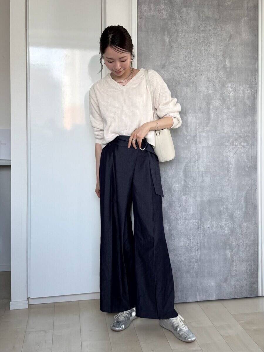 デニムに見えるのにデニムじゃない！美脚が叶う高評価パンツ♡春の着回し3コーデ