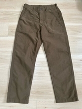 やりがちだけど…コレ実はNG！ユニクロの人気パンツでつくる大人のNG＆OKコーデ