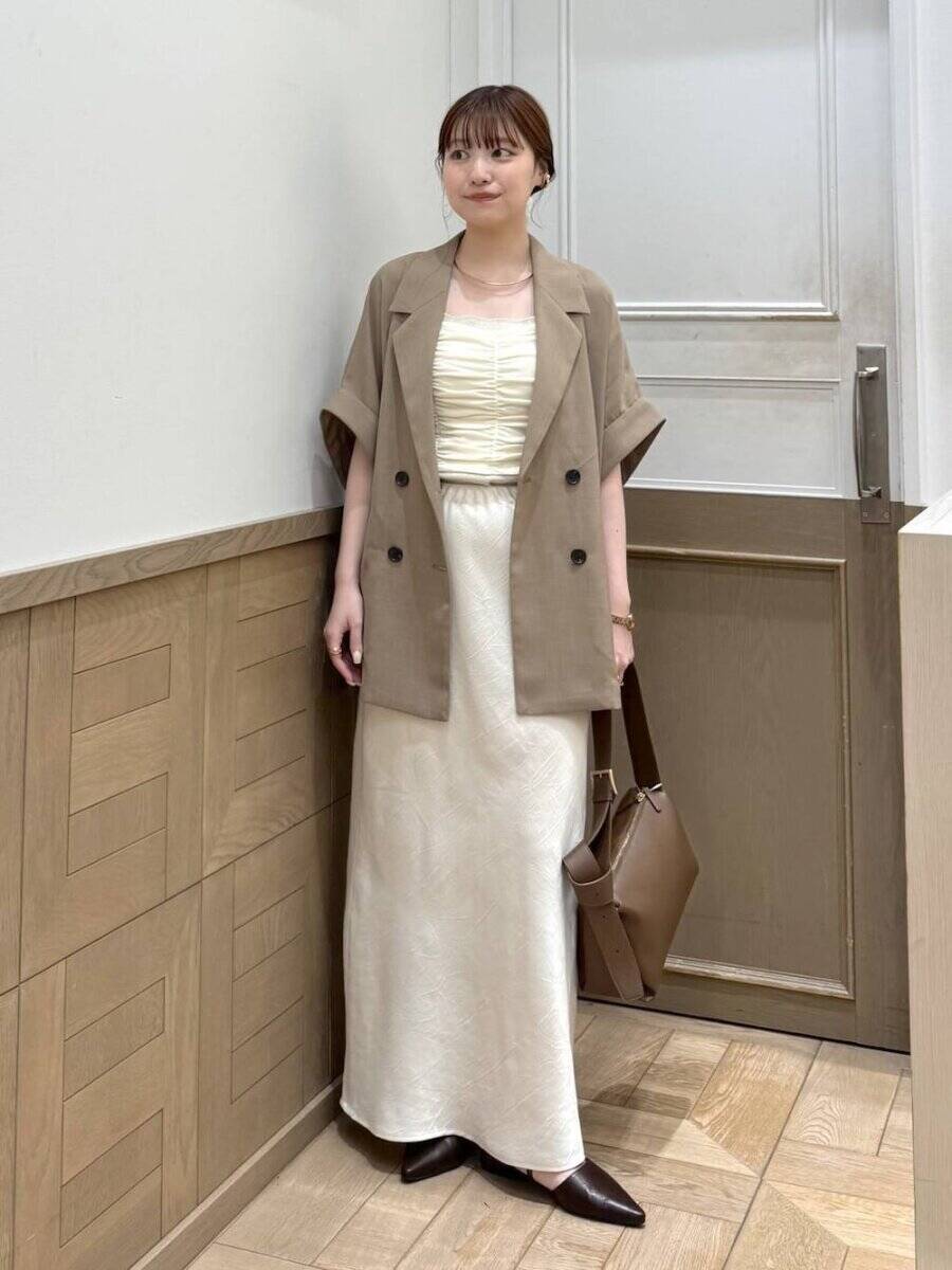 夏は「白スカート」を味方につけて垢抜ける♡こう着れば膨張しない！おしゃれさんのお手本コーデ