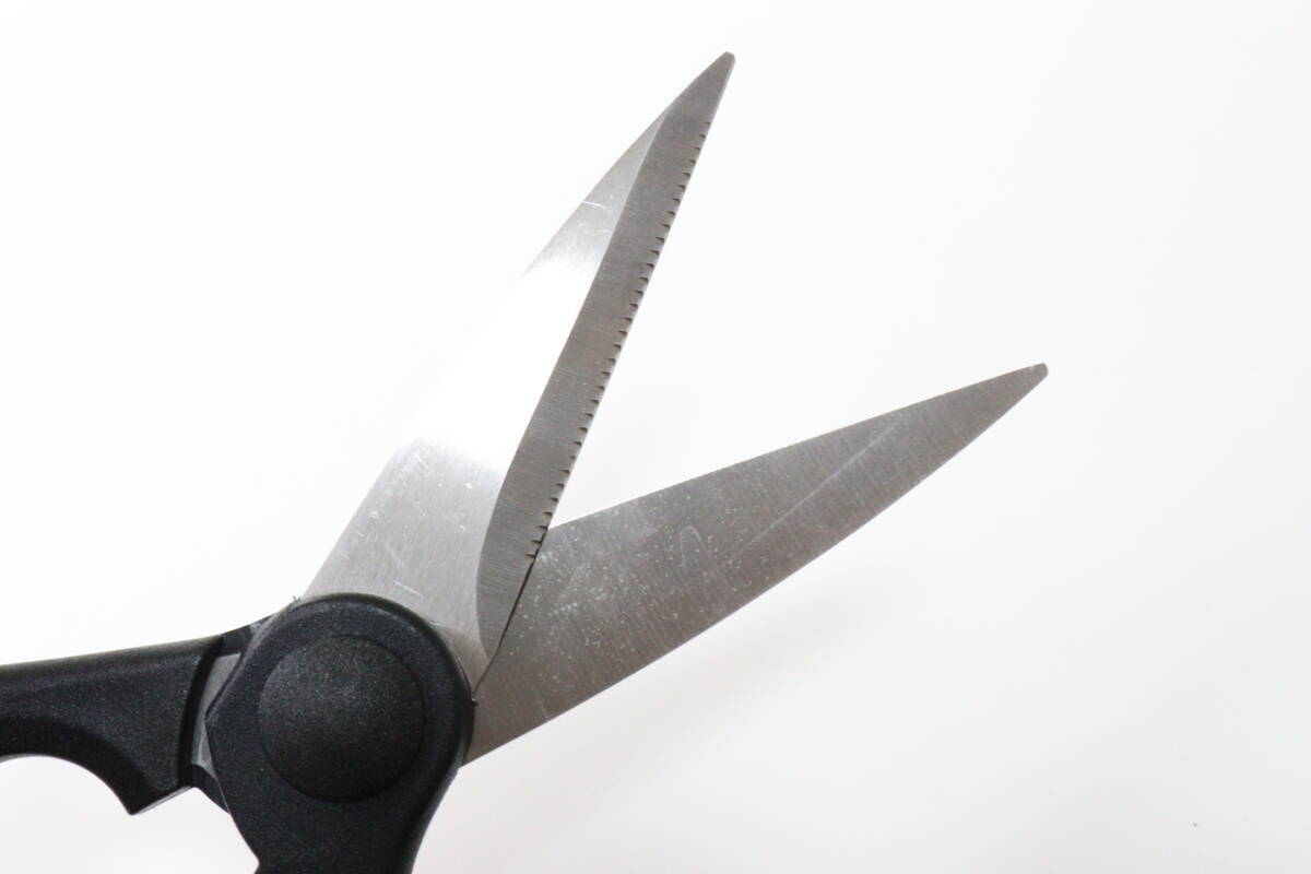 100円だからって侮れない！「結局こういうのが最強に使える！」キッチン便利グッズ