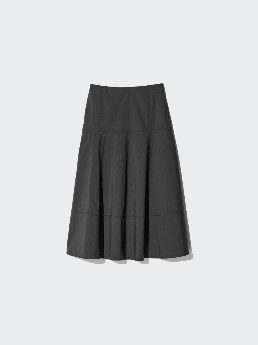 ユニクロの黒ボトムスが万能すぎる…！ラクなのにシルエット抜群♡名品スカート＆パンツ5選
