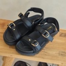 しまむら新作シューズの高見えハンパない！人気コラボは早めに確保がおすすめです♡