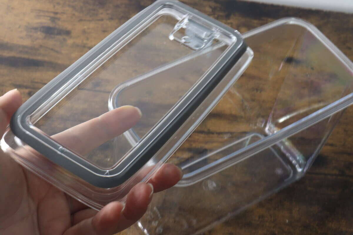 100均にすごい入れ物出てた！「しっかり密閉できる！」300円とは思えない保存容器