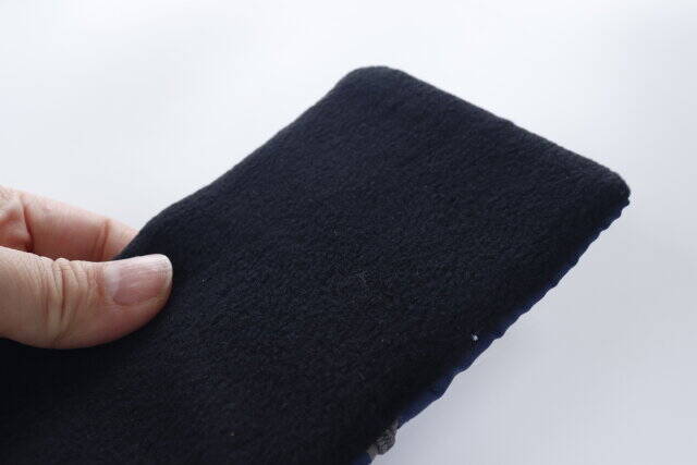 セリアでまた良い商品出てたよ！ポケット付きがありがたい～♡2WAYで使える便利グッズ