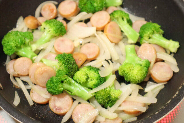 簡単なのにおしゃれ♪ホットケーキミックスで作れる！野菜たっぷり「ケークサレ」レシピ