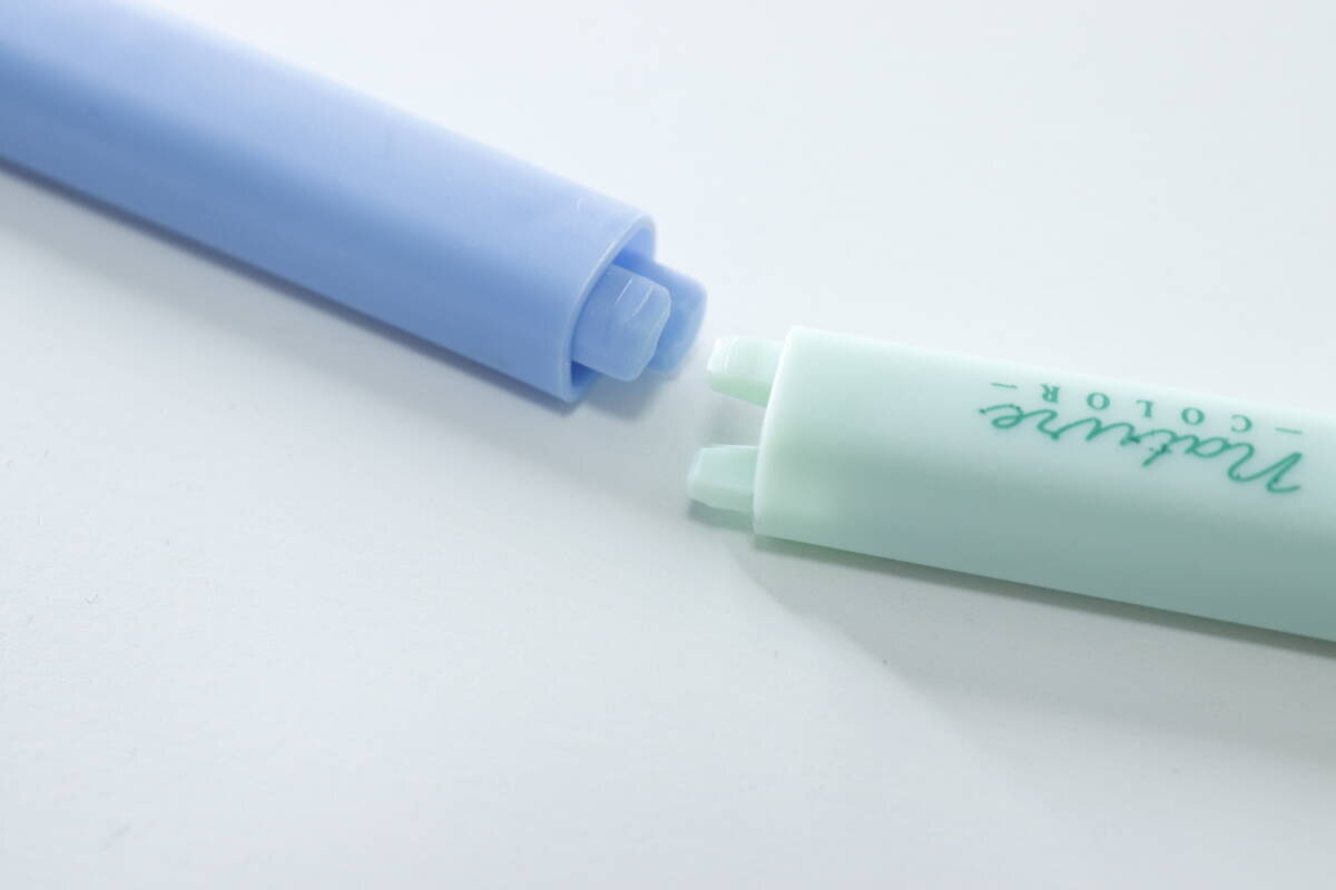 100均で掘り出しモノ見っけた！「ただのマーカーとは一味違う」手帳派さんに推したい文具
