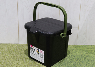 ダイソーさんこの値段でいいの…？こんなスゴイの見たことない！黒いバケツを買うべき理由