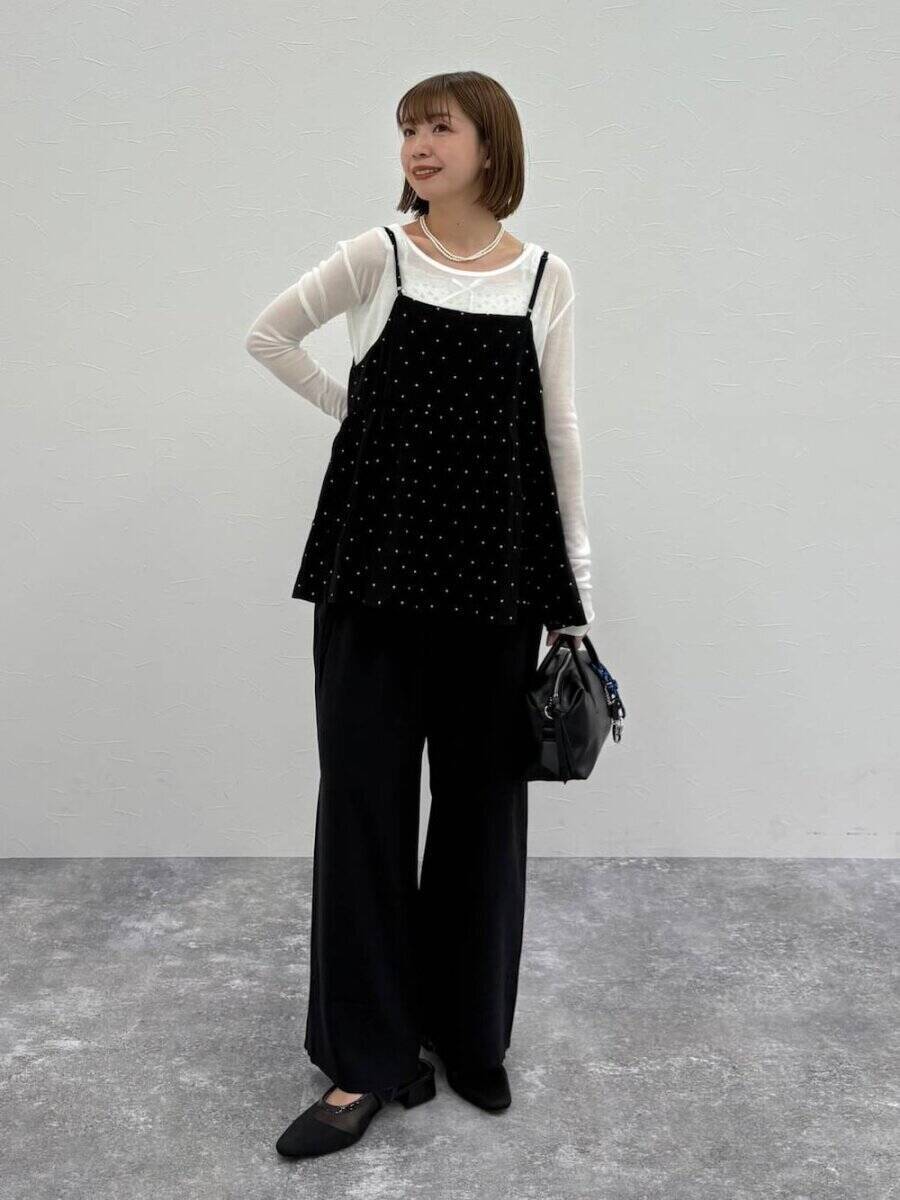 何着るか悩む日は「黒ワイドパンツ」はいとけばとりあえず決まる！大人の垢抜けパンツスタイル