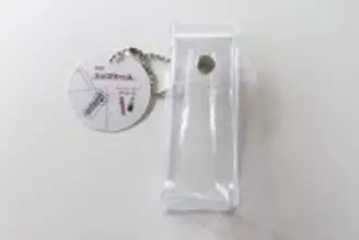 100均で見つけて即買いでした！「ありそうでなかったクリアタイプ」「バッグチャームみたい」
