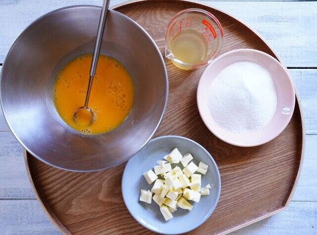 100均のシリコン型で超絶可愛い♡混ぜて冷やして美味しい！レモンチーズケーキのレシピ