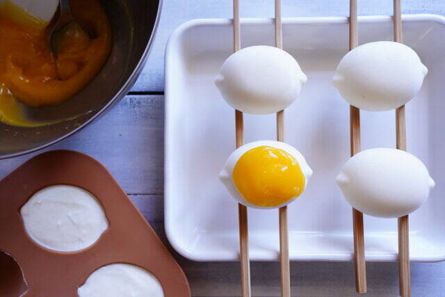 100均のシリコン型で超絶可愛い♡混ぜて冷やして美味しい！レモンチーズケーキのレシピ
