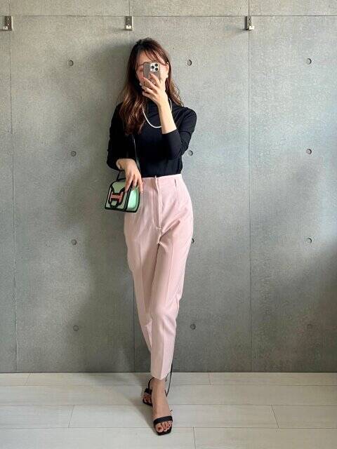 ユニクロでとりあえず買って損なし！バズってないのが不思議なくらい…着回し優秀隠れ名トップス