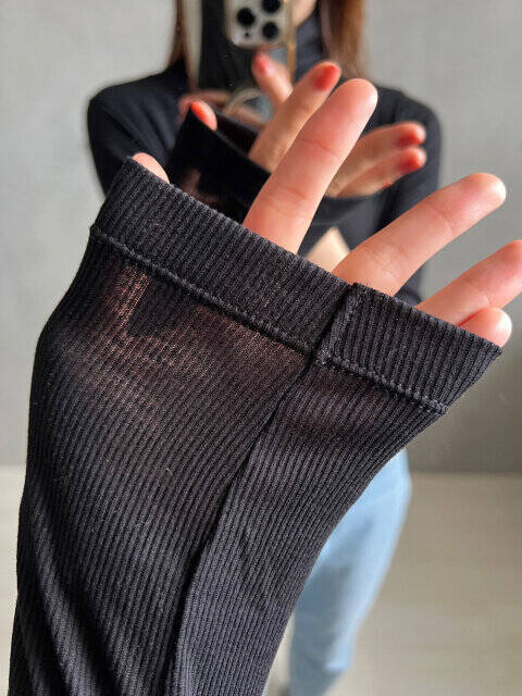 ユニクロでとりあえず買って損なし！バズってないのが不思議なくらい…着回し優秀隠れ名トップス