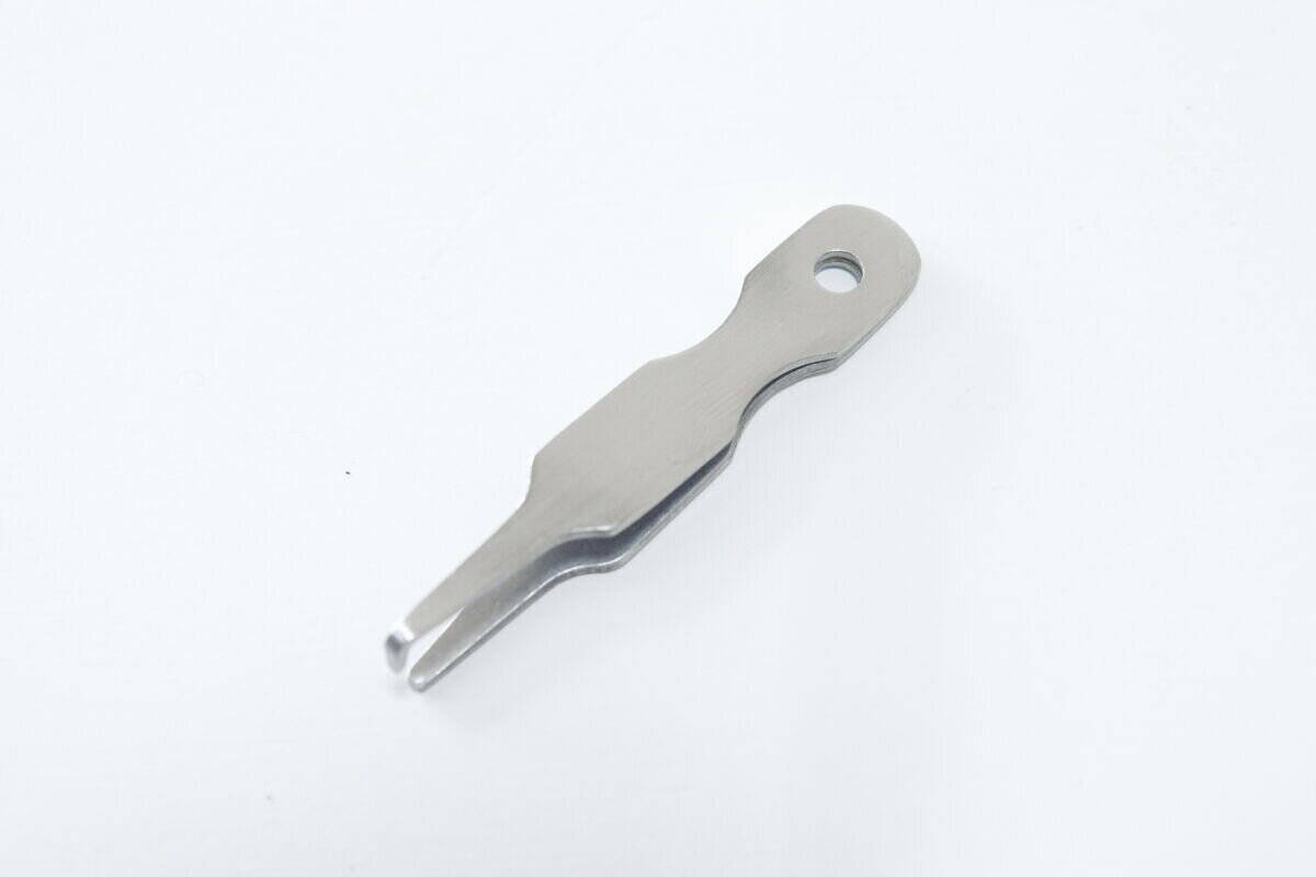 「これでもう爪欠けない！」ピンセットみたいな100均の便利グッズ