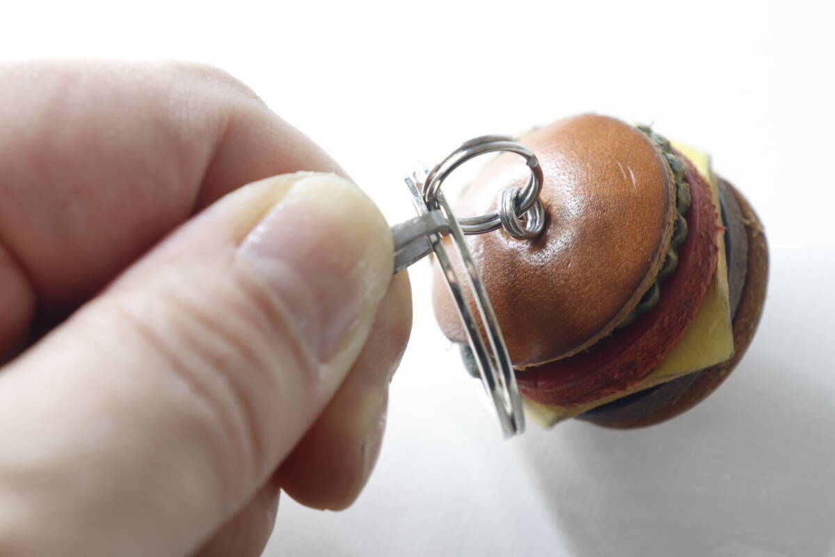 「これでもう爪欠けない！」ピンセットみたいな100均の便利グッズ