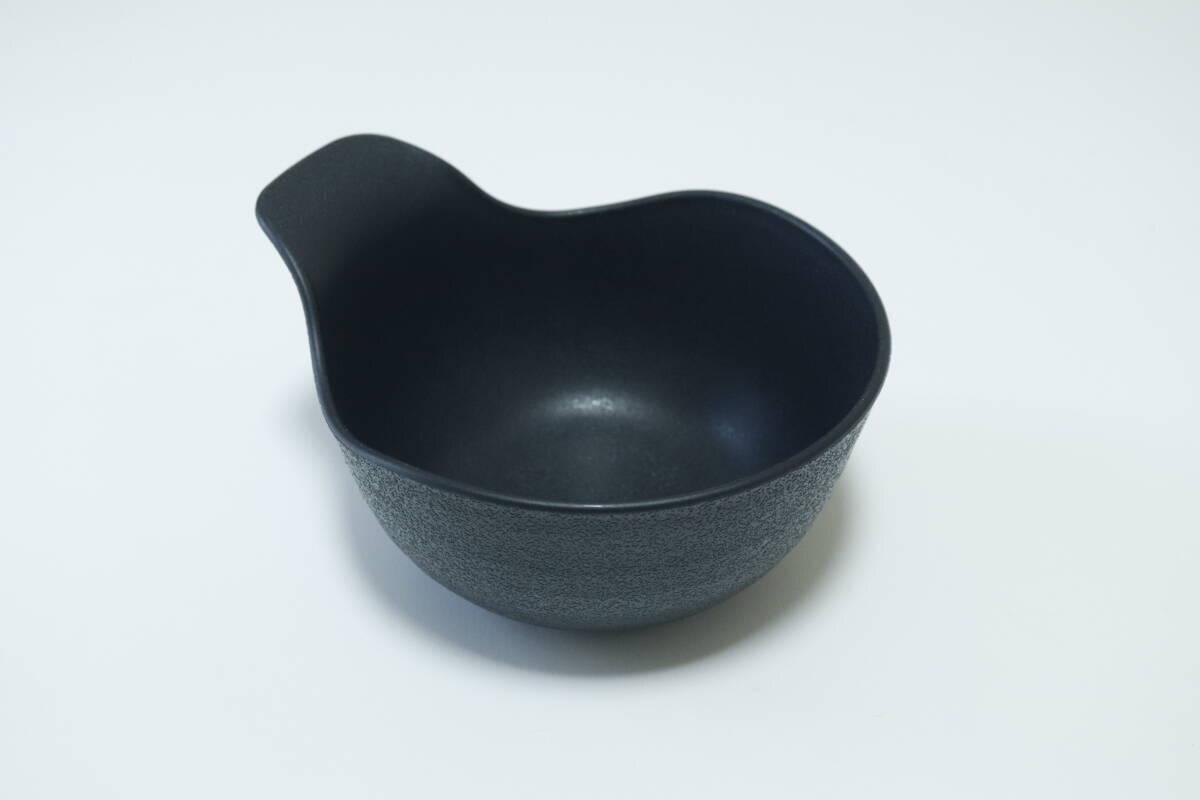 見つけたら使ってみて！「オールシーズン使い倒せる優秀っぷり」日本製の万能100均食器
