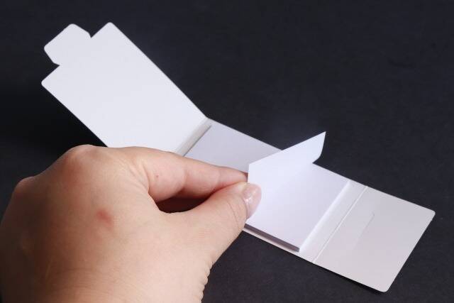 ダイソー×京都芸術大学♡コレどっちだっけ…？うっかりミスを防ぐステッカーが便利だった